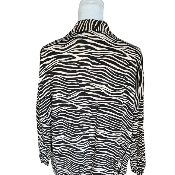 & Other Stories - Zebra Striped Oversized Button Down Blouse Shirt Sz 0 - Picture 6 of 10